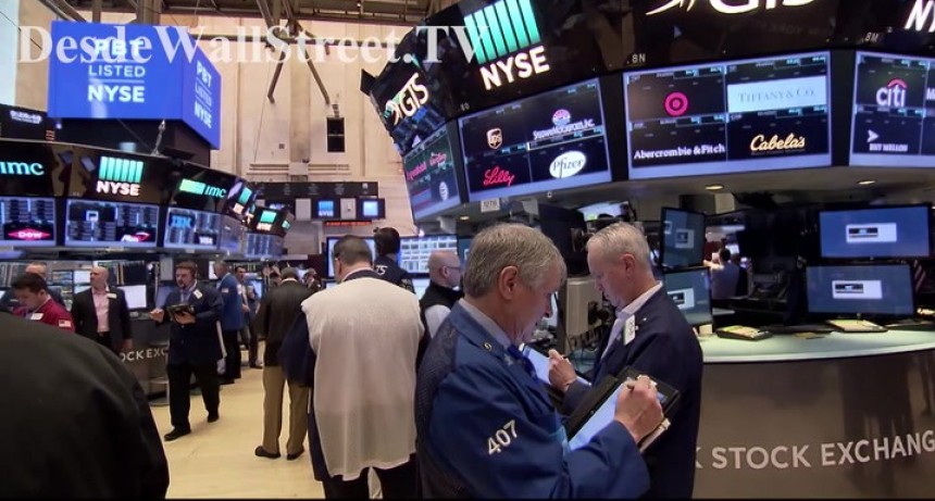 Los principales indices de Wall Street caen