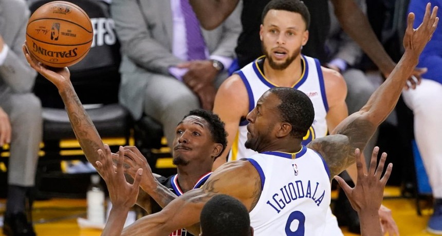 Los Warriors dejaron imponerse a Doc Rivers 