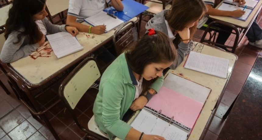 De diez alumnos Uno repite el primer año del secundario