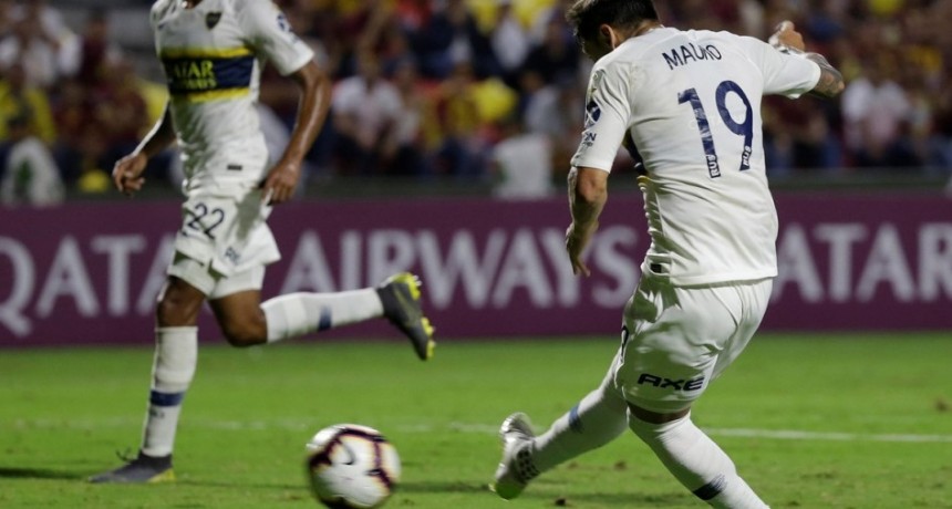 Boca iguala 2 a 2 en Colombia