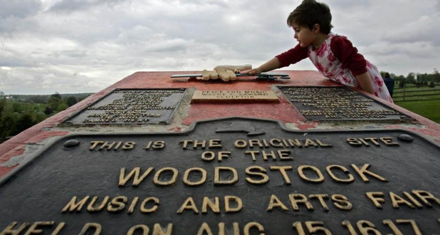 Woodstock cancelado por problemas financieros