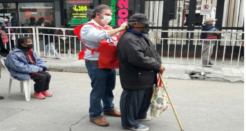 Adultos Mayores brindó asistencia en la jornada de cobro de haberes