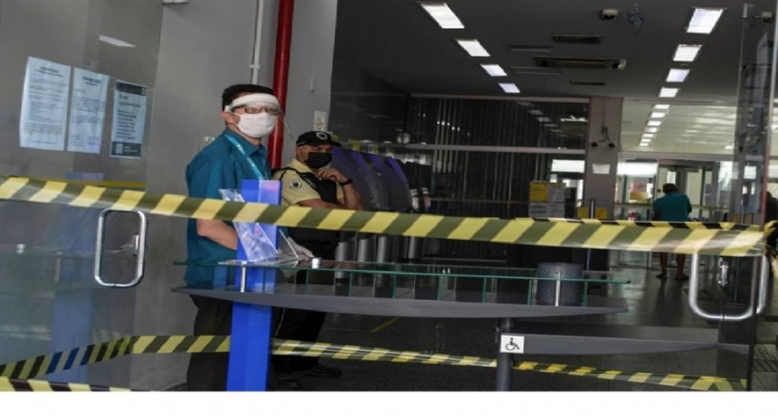 Brasil reportó 188 nuevas muertes hoy por coronavirus 