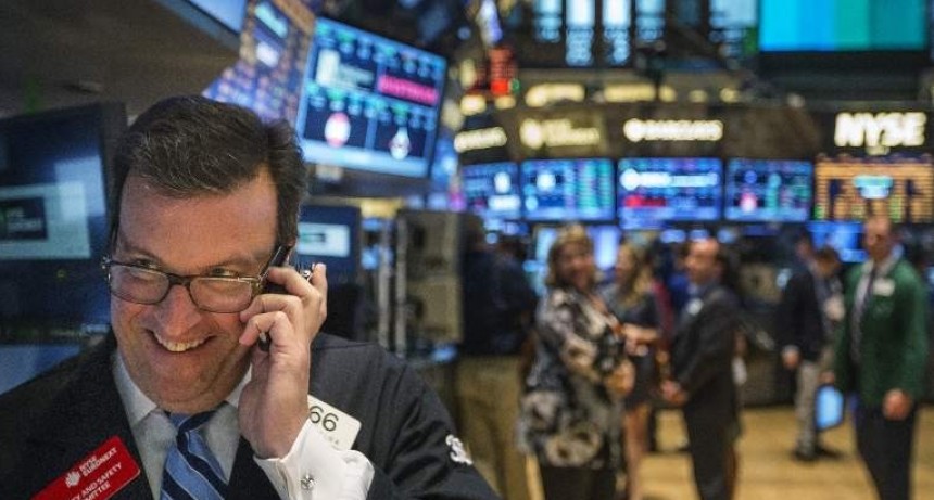 Wall Street cerro en alza