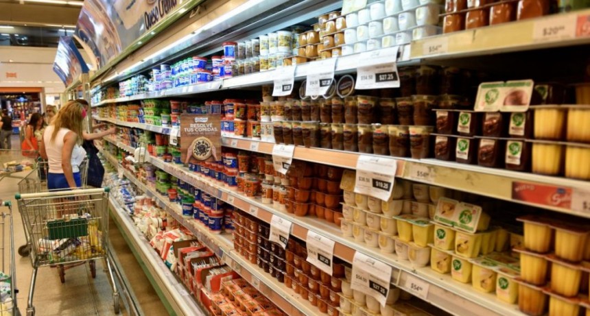 Una canasta de 120 productos con precios congelados por 180 días