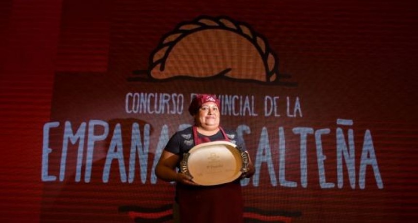  Gloria del Valle Aguirre representante de la empanada