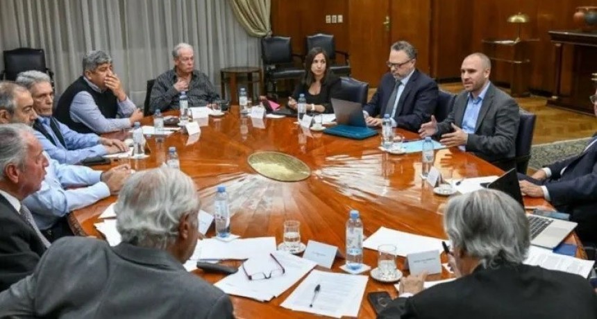 Se adelantan las paritarias