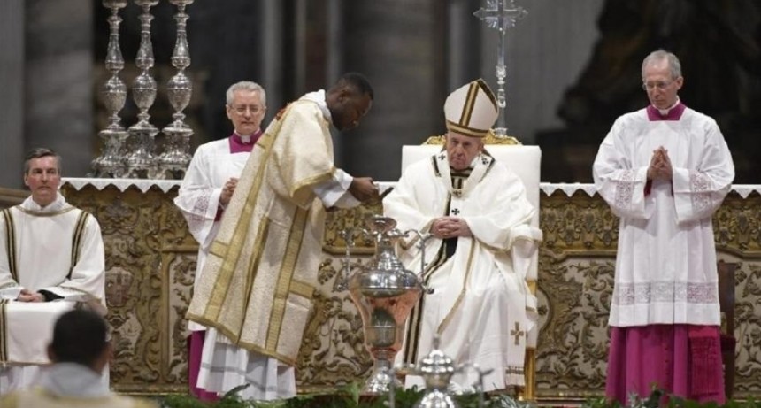 Francisco pidió a los sacerdotes enfocarse en las personas