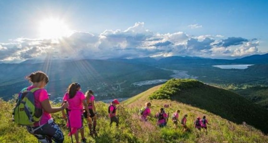 Las mujeres compiten en Berkana Woman’s Trail Camp