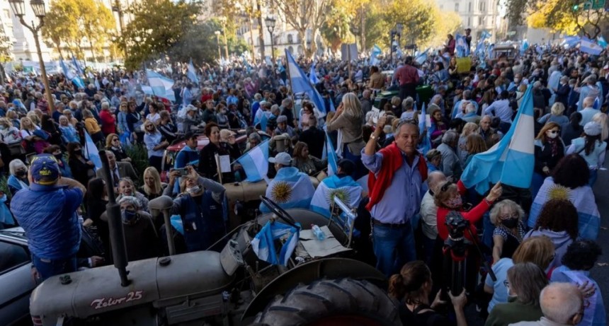 El campo pidió que le saquen las manos de encima