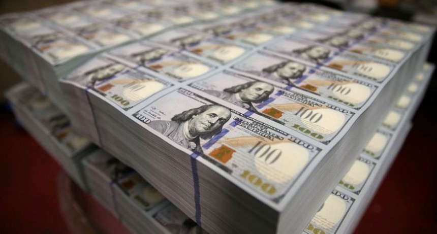 El dólar cotizó en alza y cerró en $45,80