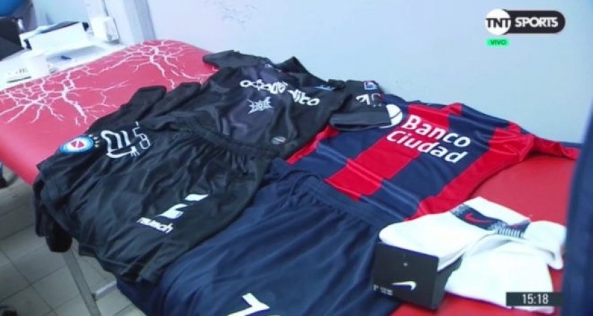 San Lorenzo vs Argentinos atrasado por la indumentaria