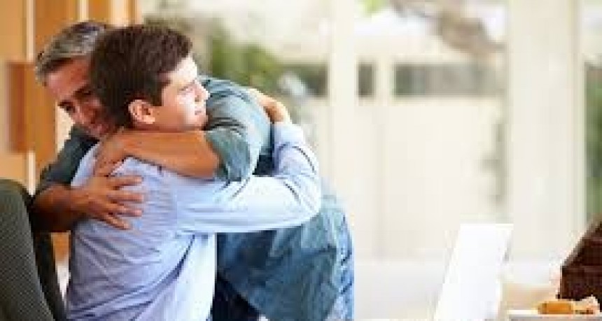 Papà permisivo hijos frágiles y vulnerables