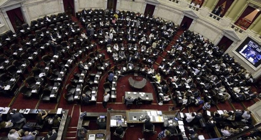 Es ley el proyecto de financiamiento político 