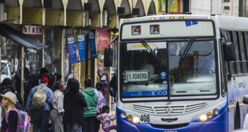 25 de Mayo estará cruzado con paro de transporte