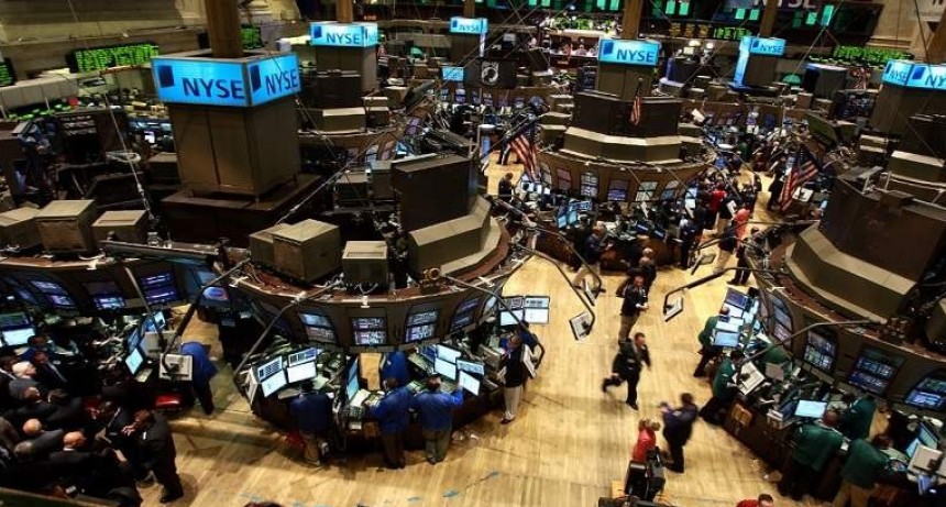 Wall Street cierra en verde y el Dow Jones sube 0.17%