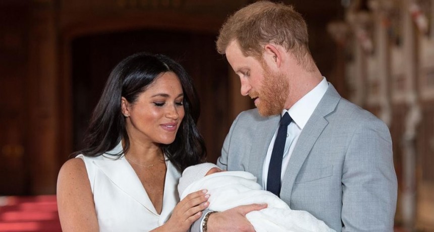 Meghan Y Harry  buscan niñera