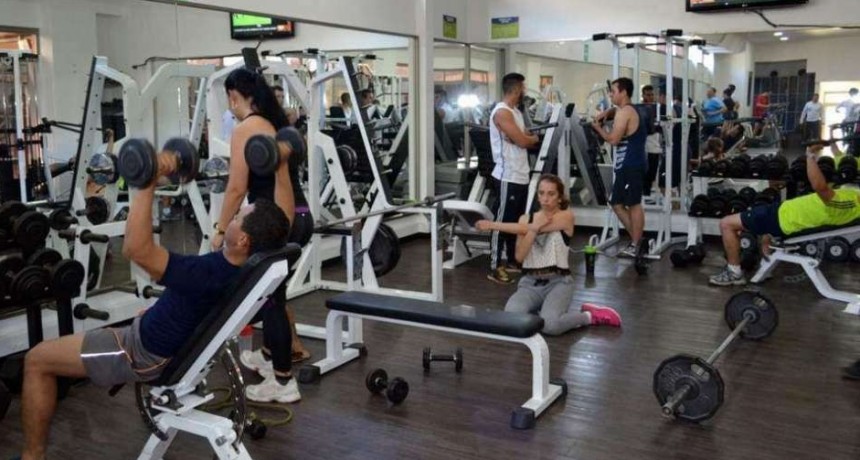 Gimnasios y salones de fiestas siguen esperando la flexibilización
