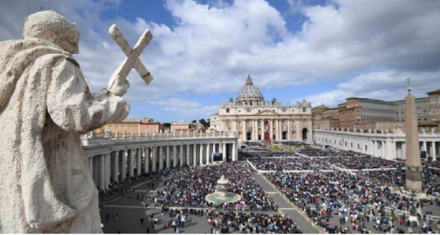 El Vaticano se enfrenta a una crisis sin precedente 