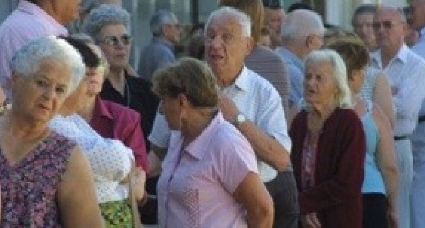 Las jubilaciones  aumentan un 6% con un bono adicional para los haberes más bajos