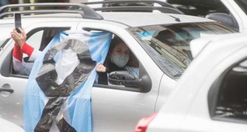 Incidentes en el Obelisco para reclamar el fin de la cuarentena