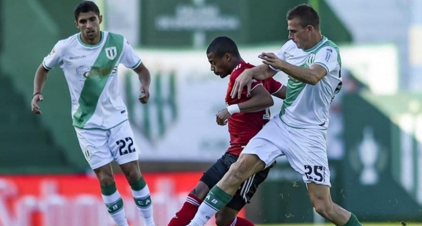 River cayó ante Banfield por pequeña diferencias