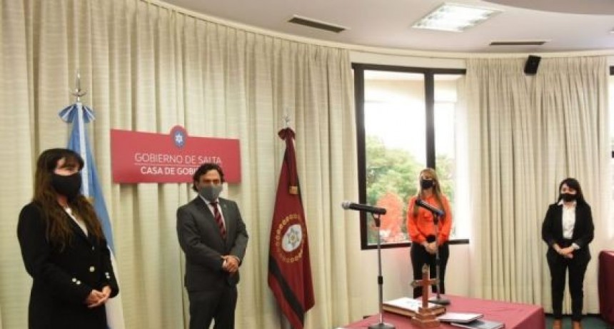 Sáenz tomó juramento a las nuevas funcionarias del Ministerio de Desarrollo Social