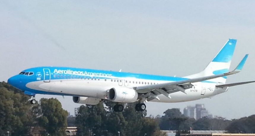 Un nuevo vuelo de Aerolíneas Argentinas partió a Rusia para traer vacunas