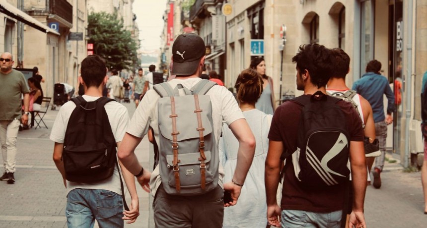 El confinamiento y el daño emocional en los adolescentes