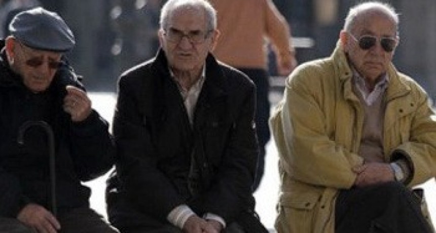 Las jubilaciones y pensiones aumentarán 15% a partir de junio