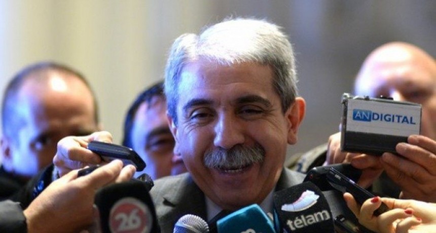 Fernández:'Si quiere ser candidata Cristina, que se presente'