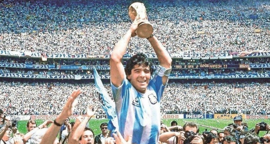 Diego Maradona será homenajeado en los Martín Fierro