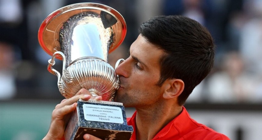 Novak Djokovic ganó el Masters 1000 de Roma ante Stefanos Tsitsipas