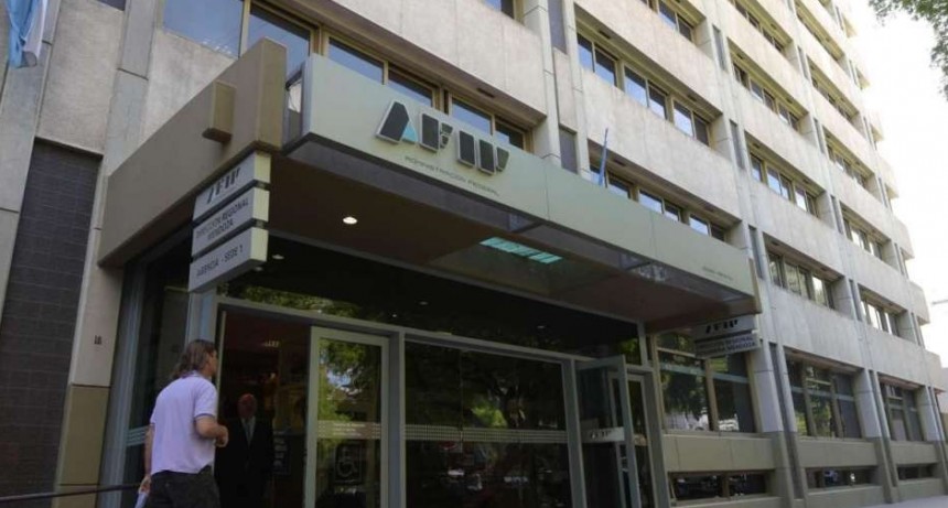 Los monotributistas y autónomos que van a recibir devoluciòn del AFIP