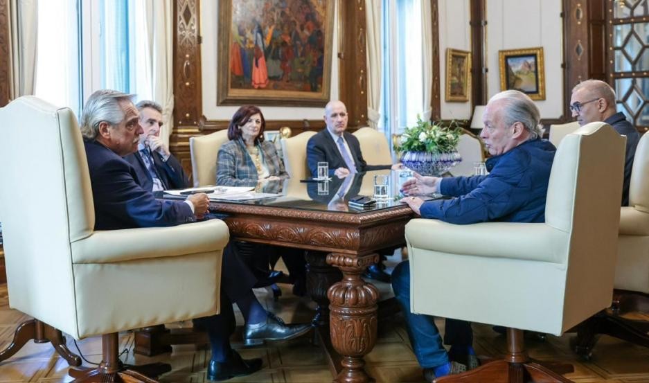 Estatal cobran un aumento del 33%