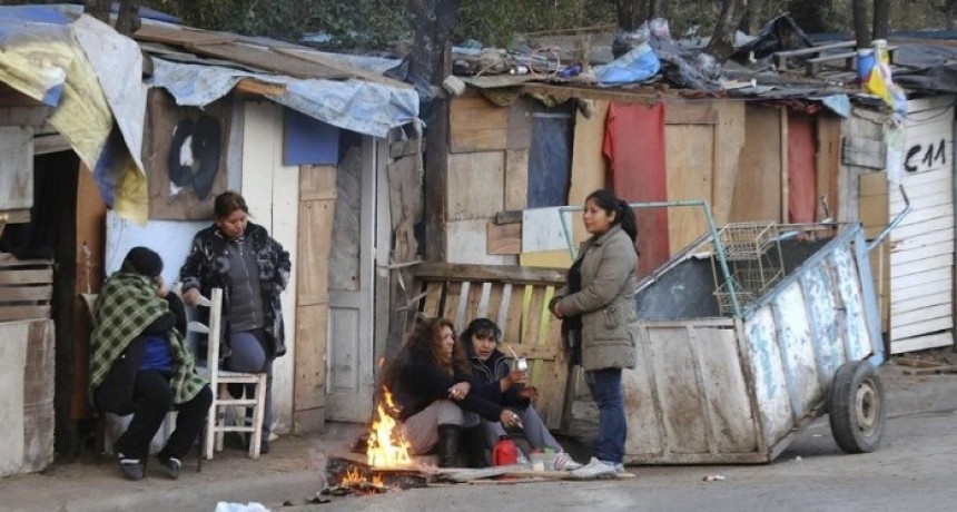 Una familia en abril con $ 203.361 no cae en la pobreza