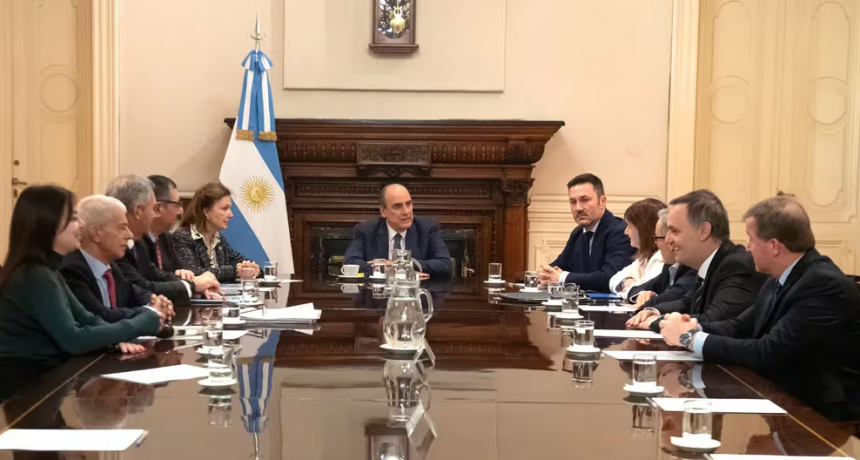 Guillermo Francos encabezó la reunión de Gabinete 