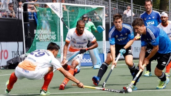 Los Leones perdieron 2-1 ante la India Los Leones perdieron 2-1 ante la India