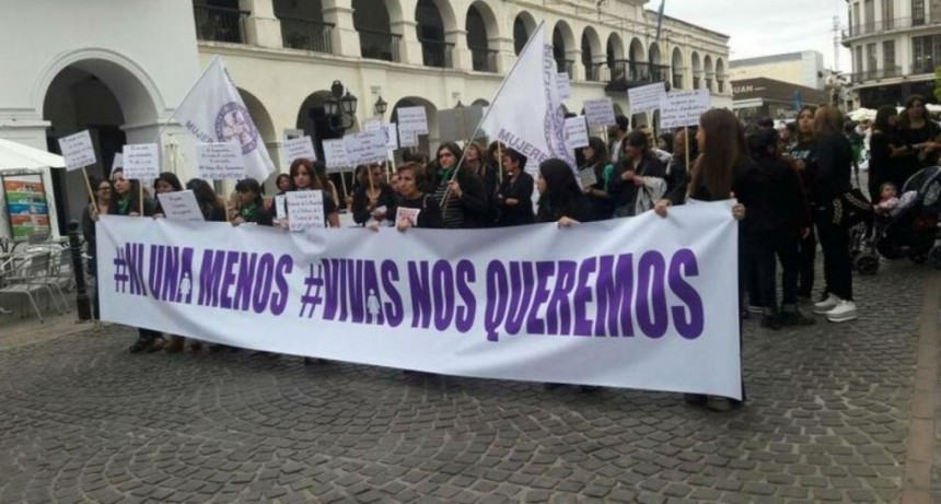 Una multitud contra la violencia de género