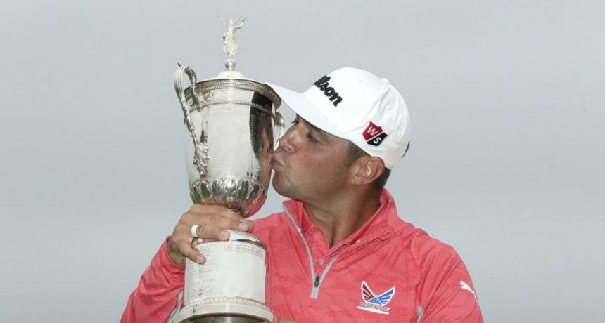 Gary Woodland ganó el trofeo en Golf