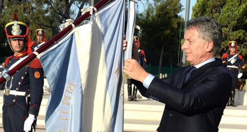 Macri encabeza acto por el Día de la Bandera 