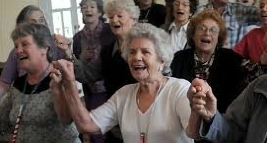 Jubilación mujeres mayores sin aporte extendida tres años más