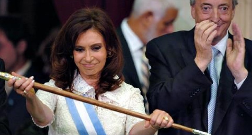 Cristina Kirchner fue sobreseída en la causa del bastón presidencial