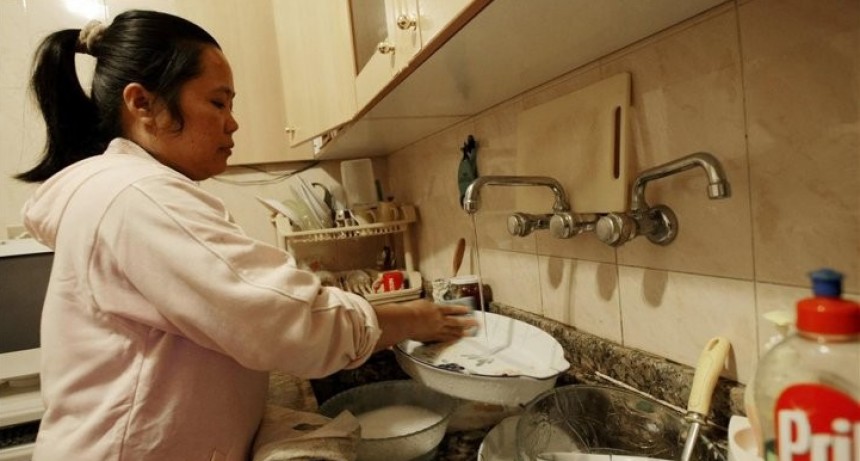 Piden ayuda estatal para pagar los sueldos del servicio domèstico