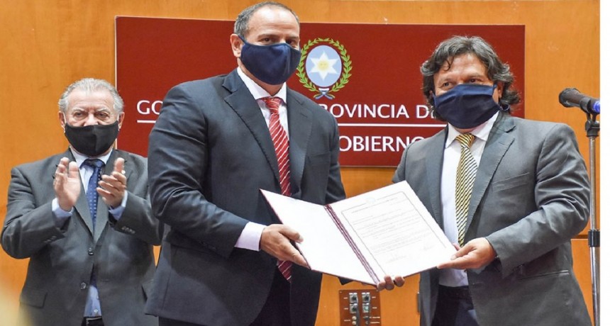 Sáenz tomó juramento al nuevo secretario de Justicia de la Provincia