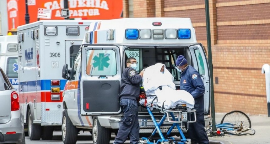 Confirman ocho nuevos fallecimientos y Argentina se acerca a las 900 muertes