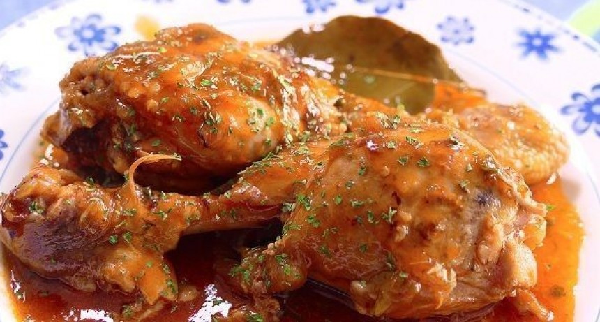 Pollo guisado con verduras