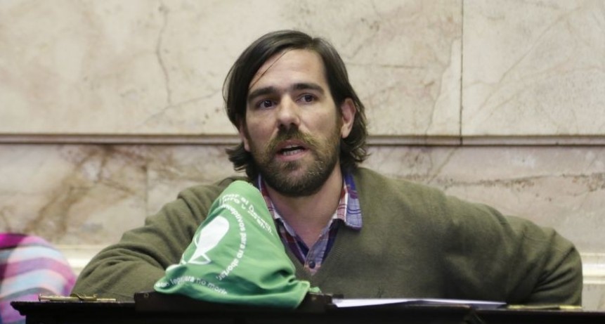 Nicolás del Caño abandona su banca en Diputados