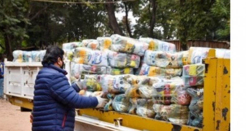 Familias originarias reciben módulos alimentarios focalizados