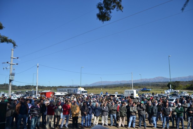 Metán paro campo salta julio 17 de 2015